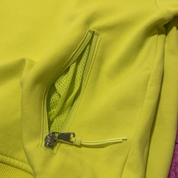 Old navy active - Picture 4 of 4